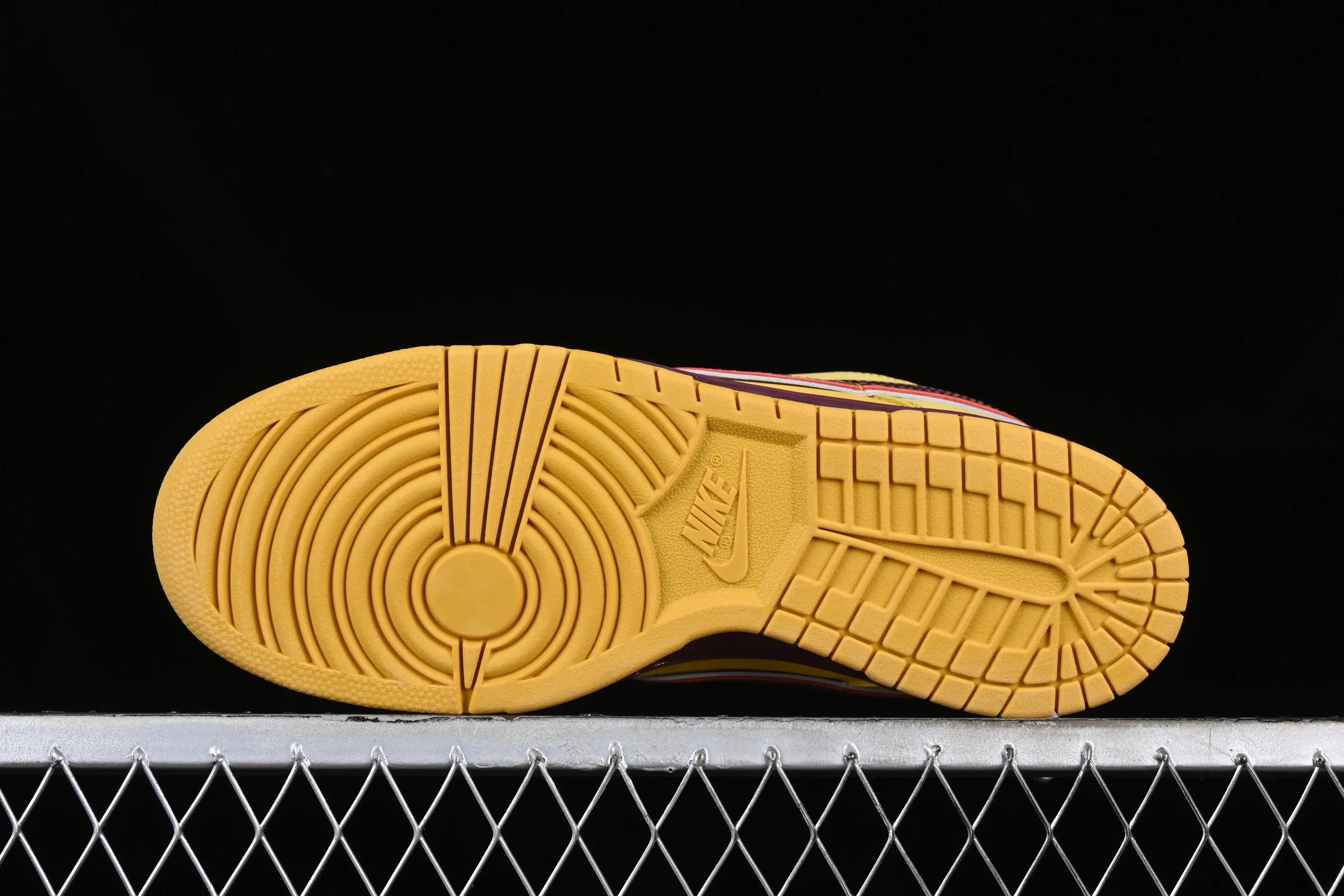 All Categories Nk SB Dunk Series Nk SB Dunk Low Low-top sneakers OG version Concepts x SB Dunk Low "Yellow Lobster" Yellow Lobster SB low-top sports and leisure sneakers 313170-137566